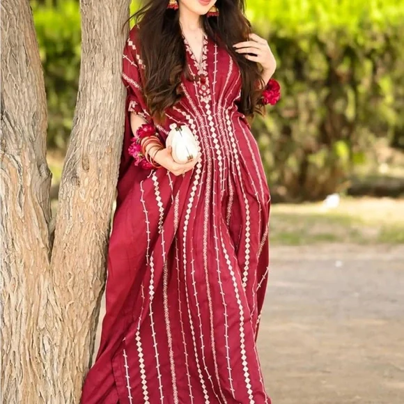 NWOT Pakitani Shalwar Kameez/Indian Salwar Kameez/Maroon Kaftan SZ Medium - Picture 2 of 11